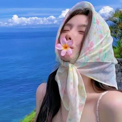 榆木湖边的房子封面